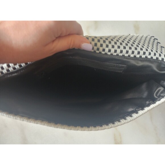 Mexican Artisan Handmade Plastic Floral Purse Bag Colorful Embroidered Flowers - Picture 5 of 9